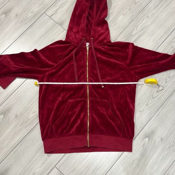 Juicy Couture Vintage Red Zipup Size Medium - Picture 4 of 5